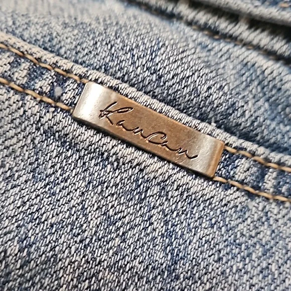 Kancan 90s High Rise Belted Denim Shorts - Picture 6 of 10